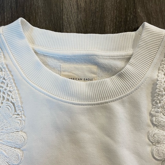 AE Embroidered Crew Neck Sweatshirt - Picture 8 of 12